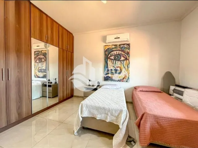 Imagem 5: Espetacular Casa À Venda em Guarapari-Es na Praia do Morro: 4 Quartos, 3 Suítes, 2 Salas, 4 Banheiros, 4 Vagas, 380M²!