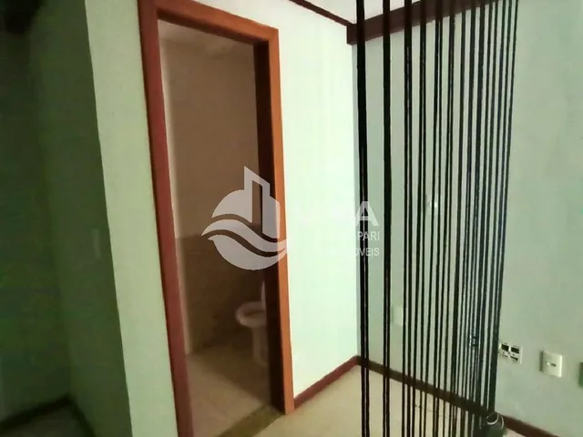 Imagem 12: Ponto Comercial Duplex com 2 Salas À Venda no Centro de Guarapari-Es