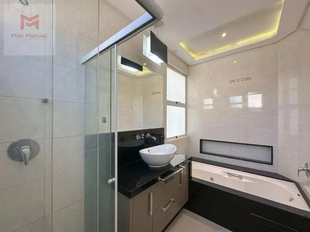 Imagem 6: Casa À Venda em Cascavel, com 3 Quartos, 499,13M²