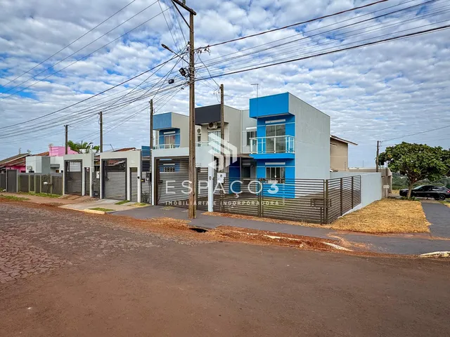 Imagem 3: Sobrado de 3 Quartos e 2 Banheiros Próximo a Utf-Pr com Garagem