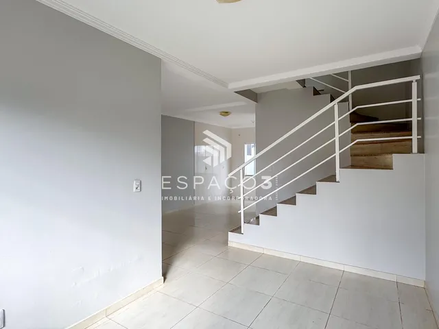 Imagem 8: Sobrado de 3 Quartos e 2 Banheiros Próximo a Utf-Pr com Garagem