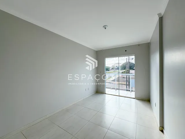 Imagem 11: Sobrado de 3 Quartos e 2 Banheiros Próximo a Utf-Pr com Garagem