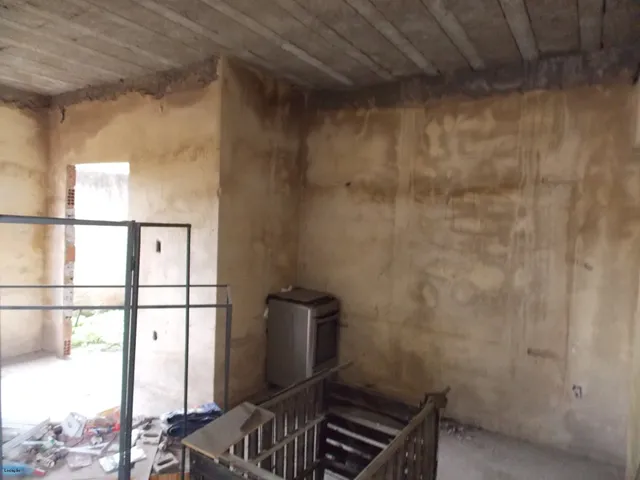 Imagem 5: Casa para Venda em Belford Roxo, Nova Aurora, 4 Dormitórios, 2 Banheiros