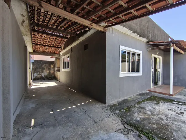 Imagem 3: Casa para Venda em Nova Iguaçu, Carmari, 2 Dormitórios, 1 Suíte, 2 Banheiros, 3 Vagas