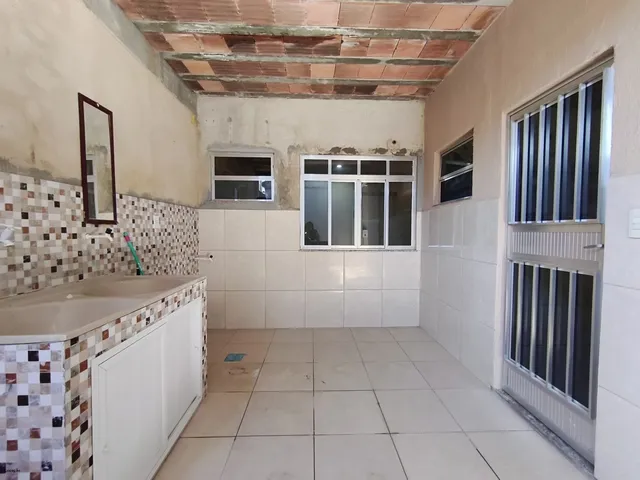 Imagem 9: Casa para Venda em Nova Iguaçu, Carmari, 2 Dormitórios, 1 Suíte, 2 Banheiros, 3 Vagas