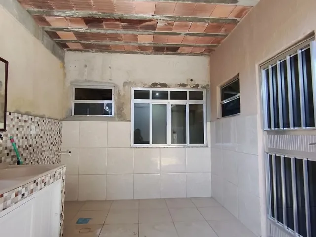 Imagem 10: Casa para Venda em Nova Iguaçu, Carmari, 2 Dormitórios, 1 Suíte, 2 Banheiros, 3 Vagas