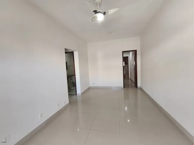 Imagem 13: Casa para Venda em Nova Iguaçu, Carmari, 2 Dormitórios, 1 Suíte, 2 Banheiros, 3 Vagas