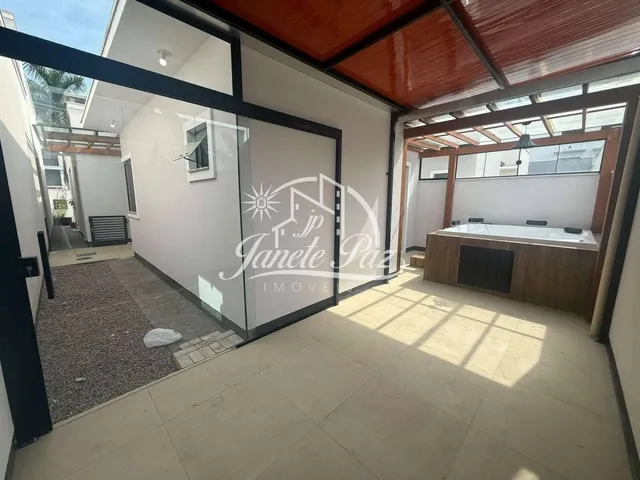 Imagem 6: Casa com 3 Dormitórios Sendo Uma Suíte Tijucas Sc