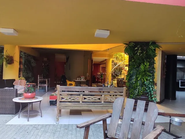 Imagem: Casa de Alto Padrão - Locação na Pedra