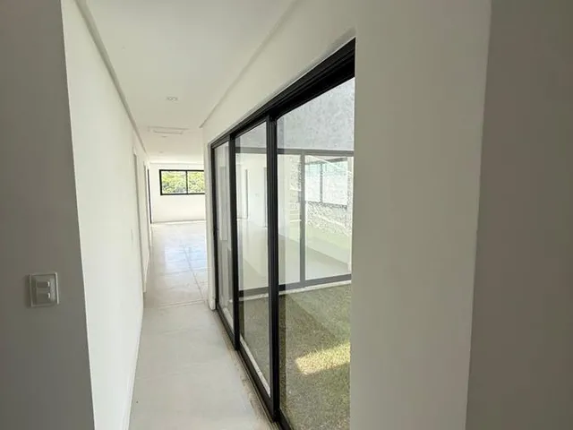 Imagem 11: Casa À Venda no Alphaville Litoral Norte 2 com Piscina