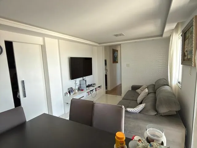Imagem: Apartamento À Venda em Buraquinho com 3