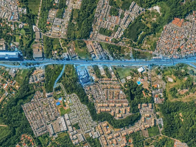 Imagem 5: Casa À Venda de 3 Ou 4 Suítes com Quintal Privativo no Green Home - Catu de Abrantes, Camaçari