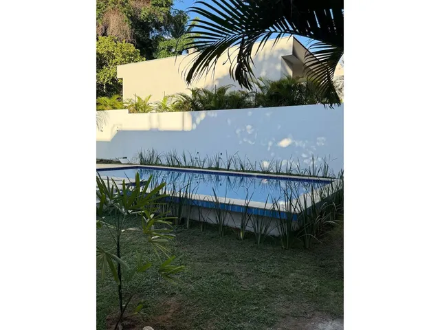 Imagem 6: Casa À Venda com 4 Suítes e Piscina no Condomínio Busca Vida, Camaçari