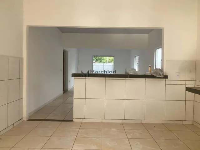 Imagem 9: Casa 3 Quartos Recém-Reformada com Suítes em Lote de 360M²