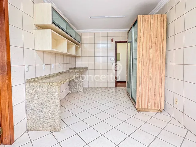 Imagem 13: Apartamento Semimobiliado com 4 Dormitórios Próximo Alameda!