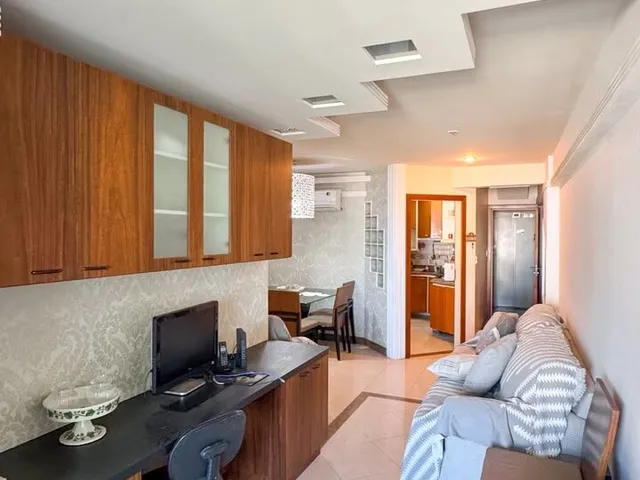 Imagem 10: Apartamento de 2 Quartos, Andar Alto, Sol da Manhã, Vista Livre em Itapuã