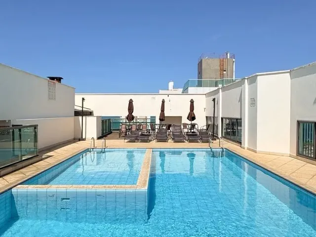 Imagem 12: Apartamento de 2 Quartos, Andar Alto, Sol da Manhã, Vista Livre em Itapuã
