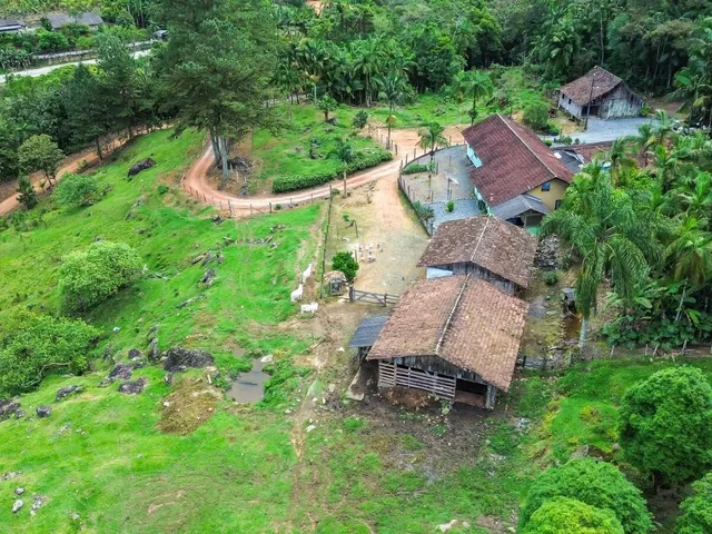 Imagem 12: Sítio a Venda com Área de Pastagem e 19 Hectares em Rio dos Cedros-Sc