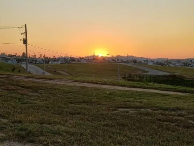 Imagem: Terreno Oportunidade em Condominio Fechado