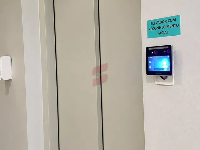 Imagem 2: Studio À Venda por R$ 390.000,00 no Bairro Centro - Curitiba / Pr
