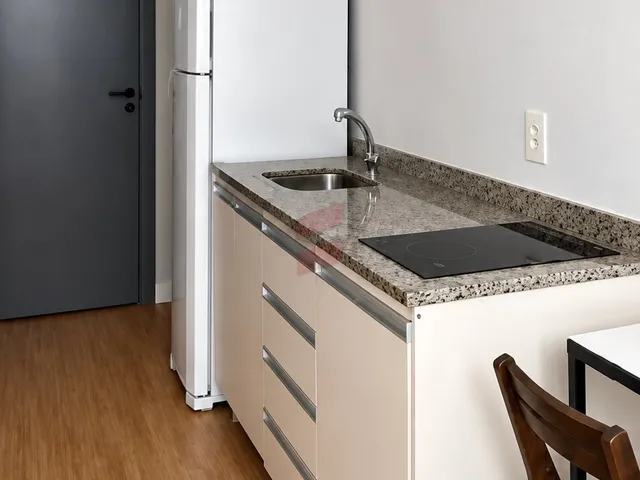 Imagem 6: Studio À Venda por R$ 390.000,00 no Bairro Centro - Curitiba / Pr