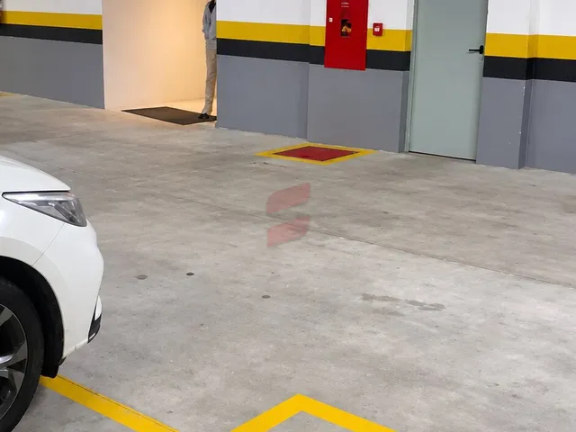 Imagem 5: Studio À Venda por R$ 390.000,00 no Bairro Centro - Curitiba / Pr