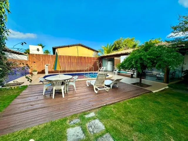 Imagem 2: Casa de Luxo À Venda em Salvador com 5 Quartos 3 Suítes 3 Salas 7 Banheiros 4 Vagas na Pedra do Sal!
