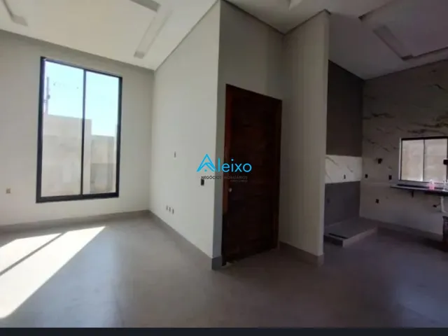 Imagem 8: Casa com Suíte e 4 Vagas no Residencial Ary Attab