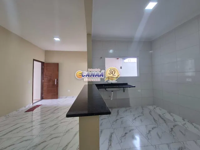 Imagem 2: Casa com Piscina em Mongaguá- Pronta para Morar!