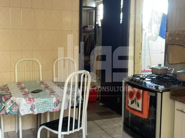 Imagem 3: Casa a Venda com 3 Quartos Sendo 1 Suíte no Bairro Alto Cafezal