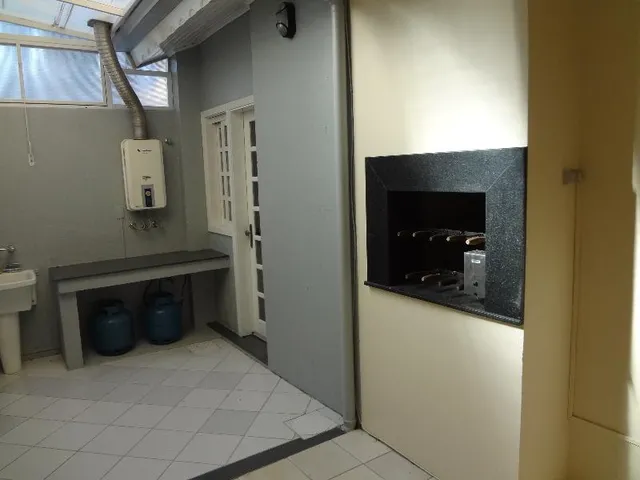 Imagem 8: Sobrado Três Dormitórios (01 Suíte) Completamente Mobiliado para Venda - Bairro Vinhedos - Caxias do Sul