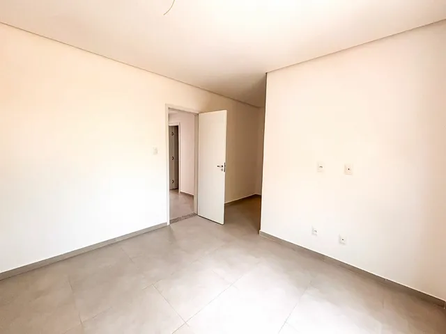 Imagem 4: Casa 4 Dormitórios para Venda em Camaçari - Ba