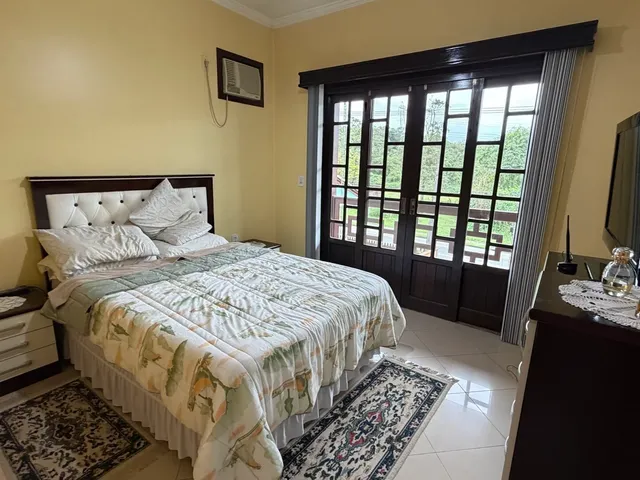 Imagem 13: Casa Sobrado com 5 Dormitórios no Costa e Silva