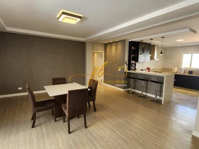 Imagem: Casa À Venda em Jacareí-Sp 4 Quartos
