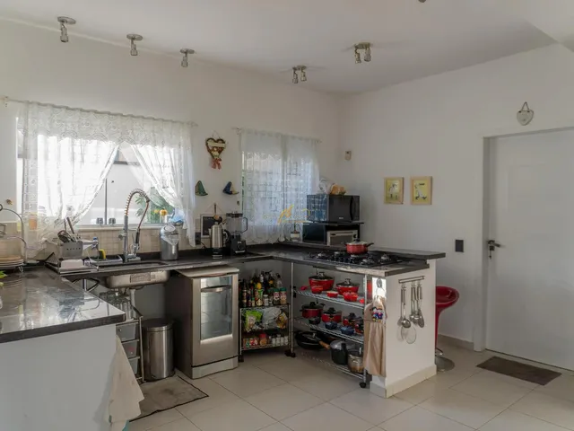 Imagem 7: Casa em Condomínio: 3 Quartos, 3 Suítes, 3 Salas, 4 Banheiros, 5 Vagas, 250M² em Jacareí-Sp, Villa Branca