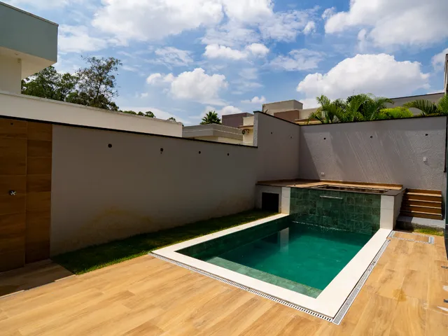 Imagem 6: Casa no Condomínio Residencial Ibi Aram para Venda com 3 Quartos, Sendo 3 Suítes, 330M²