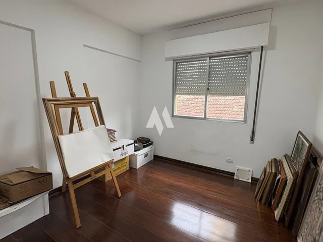 Imagem 2: Apartamento À Venda com 180M² e Elevador Privativo no Gonzaga, Santos, São Paulo