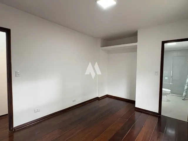 Imagem 14: Apartamento À Venda com 180M² e Elevador Privativo no Gonzaga, Santos, São Paulo
