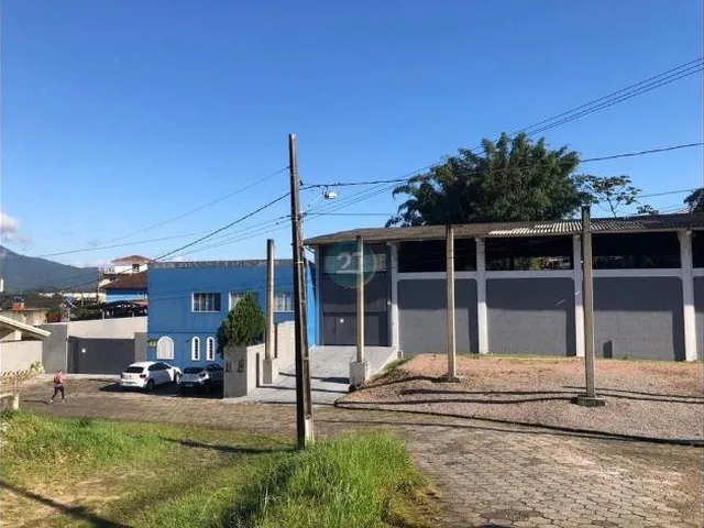 Imagem 9: Locação de Ponto Comercial com 03 Salas Amplas, 11 Vagas de Estacionamento em Potecas Próximo Ao Supermercado Bistek