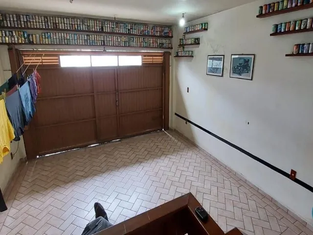 Imagem 3: Alugo Casa Semi-Mobiliado C/ 05 Dormitórios, Área Gourmet, 02 Vagas de Garagem, em Barreiros, Próximo a Estácio de Sá