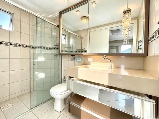 Imagem 8: Alugo Apartamento com Vista para o Mar, 03 Quartos, Sacada Gourmet, 02 Vagas, no Saco Grande, Florianópolis