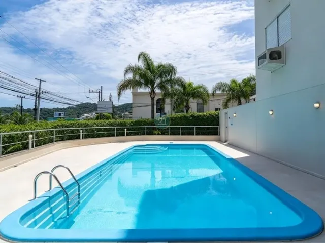Imagem 4: Alugo Apartamento com Vista para o Mar, 03 Quartos, Sacada Gourmet, 02 Vagas, no Saco Grande, Florianópolis