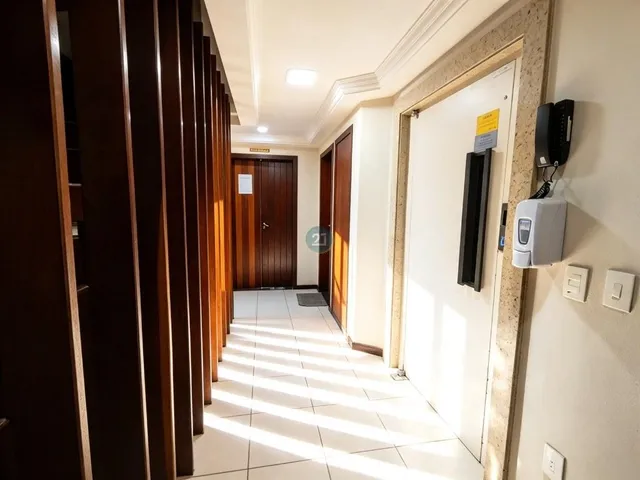 Imagem 5: Alugo Amplo Apartamento 04 Quartos, 01 Garagem, Todo Reformado em Condominio com Piscina, em Coqueiros, Florianópolis