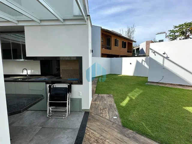 Imagem 13: Locação Anual: Linda Casa a 100 M do Mar, Ao Lado do Centro da Cidade, Loteamento Morrinhos, Ferraz