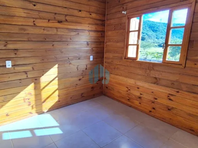 Imagem 12: Locação Anual: Casa Mista com Fácil Acesso Ao Comércio, Centro