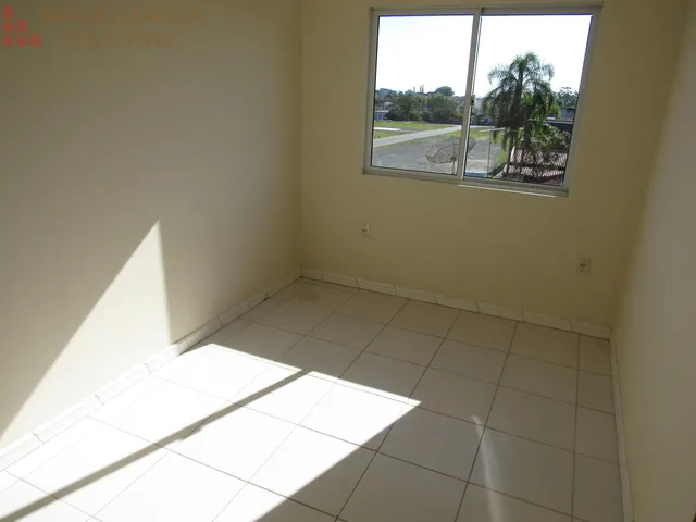 Imagem 9: Apartamento com 3 Dormitórios para Locação, Centro, Balneario Picarras - Sc
