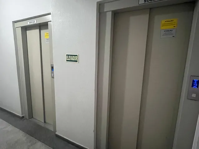 Imagem 5: Apartamento Semi-Mobiliado com 2 Dormitórios no Hauer