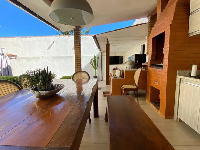 Imagem 10: Casas - 4 Dormitórios - Belvedere