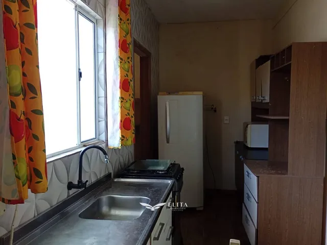 Imagem: Casa com 2 Quartos - São Cristóvão, Barra