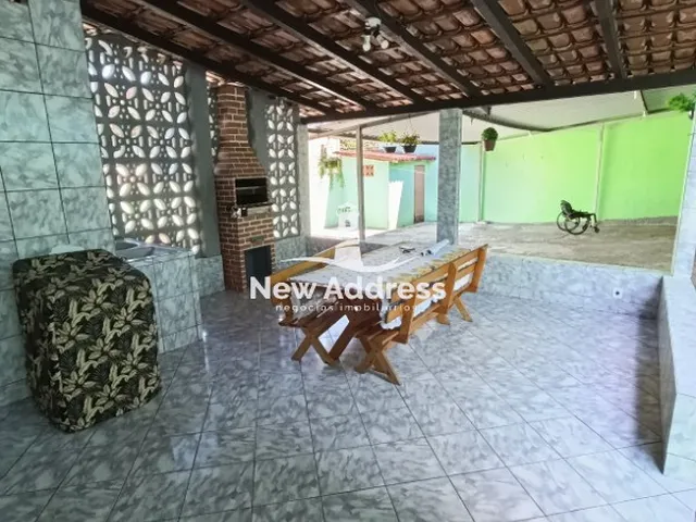 Imagem: Imóvel com 3 Casas À Venda em Vila Garrido